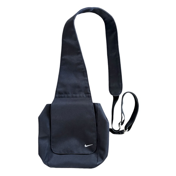 Nike | Unisex black crossbody bag, front snap flap, adjustable strap, pocket, OS - Picture 12 of 13